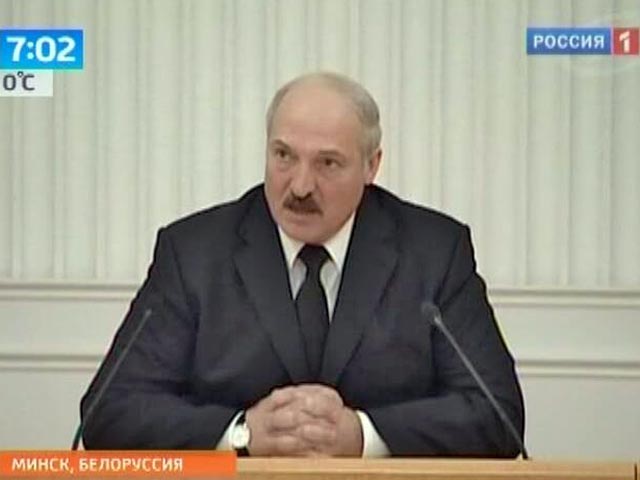 Белорусский президент Александр Лукашенко считает, что для его страны недопустимо проведение так называемой "шоковой терапии" экономики