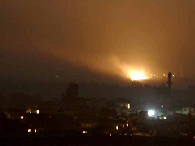 На юге Ливана в ночь на среду взорвался склад боеприпасов, принадлежащий вооруженной группировке "Хизбаллах"