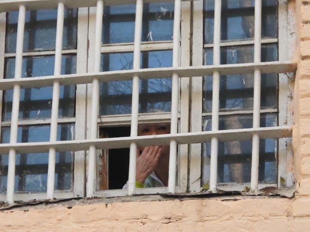 Тюремщики рассказали, куда Тимошенко увозили в пять утра для непонятных "манипуляций"