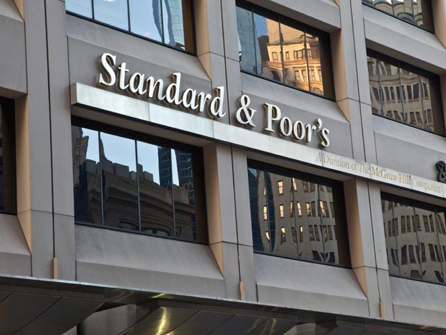 Standard&Poor's во вторник объявило решения по рейтингам 37 крупнейших мировых банков. Были снижены оценки финансовым институтам США и Европы