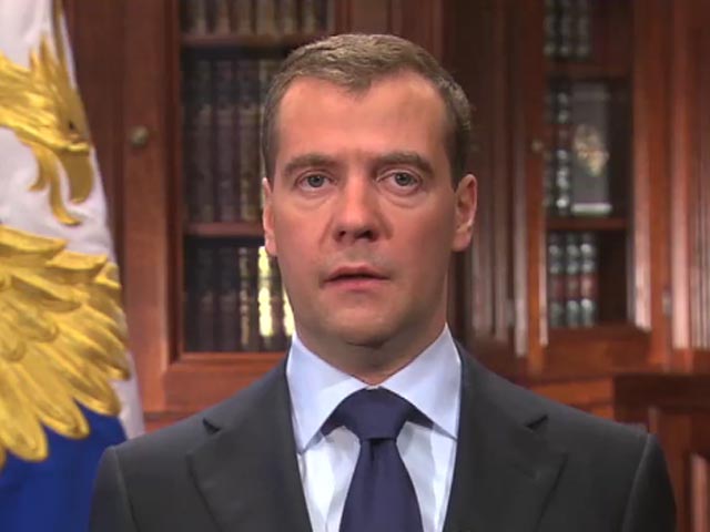 На Западе высмеяли "детскую истерику" Медведева и пожалели Кремль: враждой заглушает свою слабость