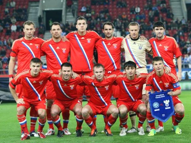 Сборная России по футболу меняет Киев на Варшаву