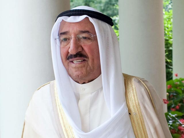 Эмир Кувейта распустил парламент, борясь с угрозами "высшим интересам государства"