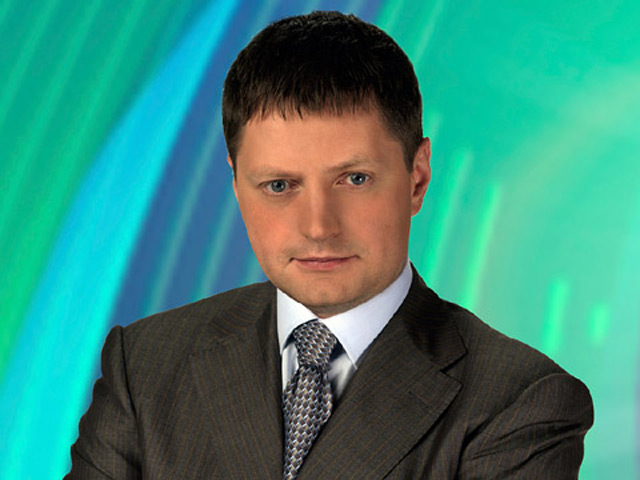 На телеканале НТВ опровергли информацию ряда СМИ, что телеведущий Алексей Пивоваров отказывается выйти в эфир, если там не будет репортажа о митинге оппозиции