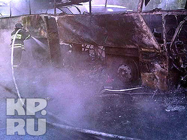 В Подмосковье сгорел автобус, перевозивший детей и их родителей из цирка