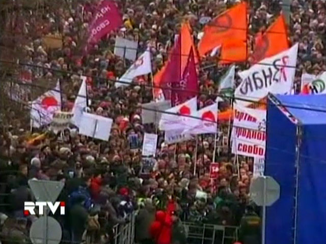 Западные СМИ анализируют реакцию российских государственных телеканалов на массовые протесты против фальсификаций на парламентских выборах