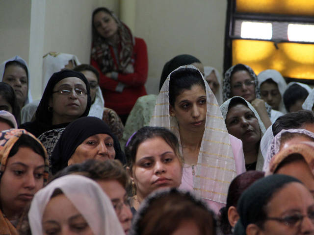 Египетские христиане не станут платить подушный налог &#8212; джизью, введения которого требуют пришедшие к власти салафиты