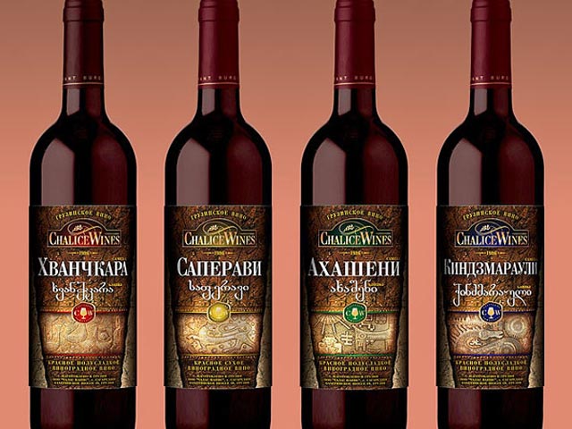 Грузинское вино и минеральная вода, запрещенные для импорта в Россию с 2006 года, могут вернуться на российский рынок в 2012 году, если выполнят все санитарные требования, сообщил руководитель Роспотребнадзора Геннадий Онищенко