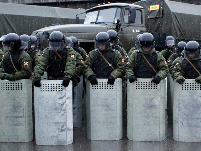Органы правопорядка усилили охрану проспекта Академика Сахарова в Москве в преддверии санкционированного митинга оппозиции