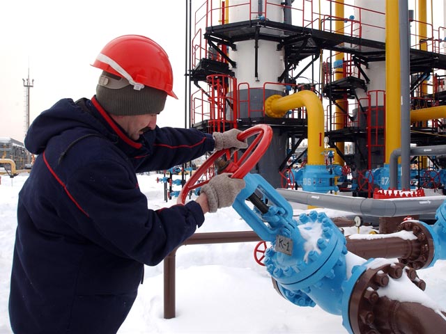 Экспорт газа "Газпрома" в дальнее зарубежье будет ниже плана, официально признал председатель правления компании Алексей Миллер