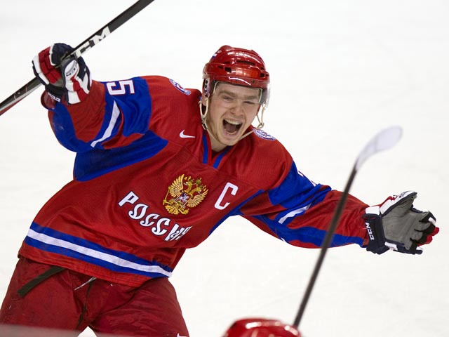 Российская хоккейная "молодежка" вышла в полуфинал ЧМ, победив чехов