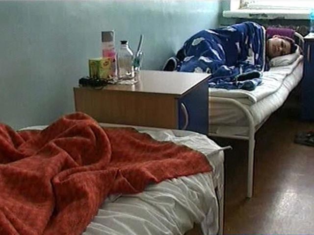 Более 20 пациентов клинического психоневрологического диспансера в Сургуте госпитализированы в местную больницу в период новогодних праздников с признаками отравления