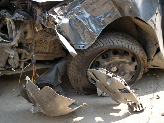На Кубани по вине следователя, который не справился с управлением автомобиля, произошла серьезная дорожная авария: погибли три человека, еще одна женщина госпитализирована с черепно-мозговой травмой