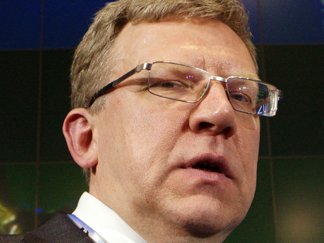 Бывший министр финансов РФ Алексей Кудрин считает, что противостоящим друг другу оппозиции и власти необходимо решать задачи для "уменьшения пропасти" между ними
