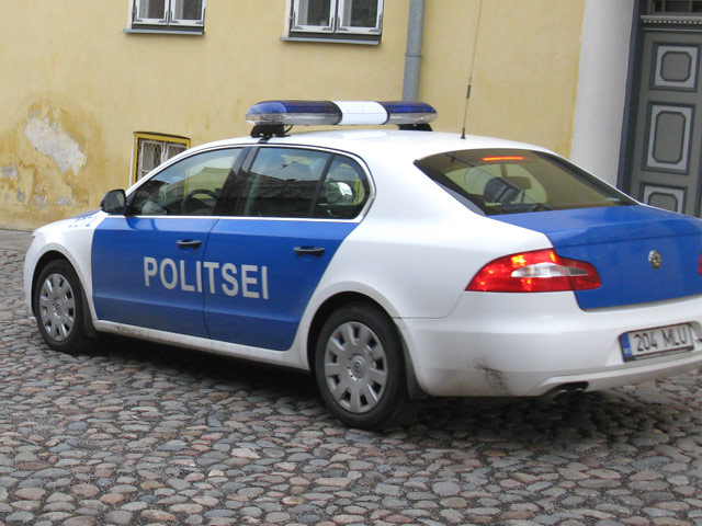 В конце декабря полиция безопасности Эстонии задержала своего офицера Индрека Подерса, которого заподозрили в связях с российским и латвийским криминалитетом