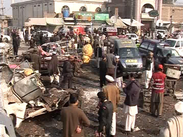 Мощный взрыв прогремел во вторник на северо-западе Пакистана: его жертвами стали более 20 человек, столько же получили ранения