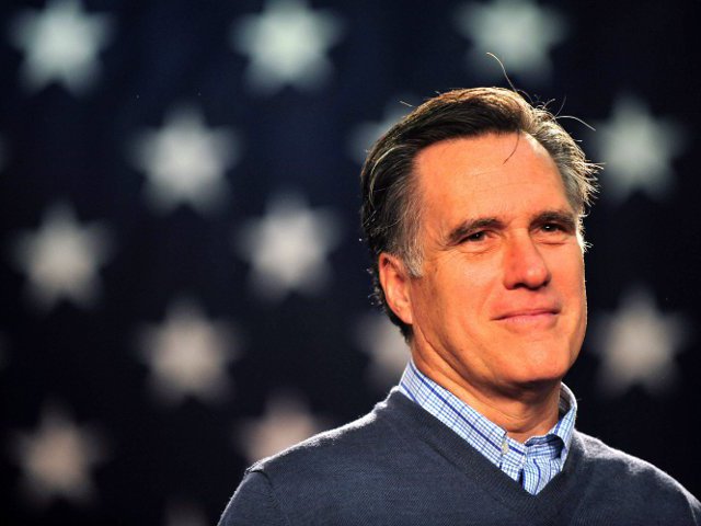 Бывший губернатор штата Массачусетс Митт Ромни со значительным отрывом лидирует среди претендентов в кандидаты на пост президента США от Республиканской партии на прошедших первичных выборах (праймериз) в штате Нью-Гэмпшир