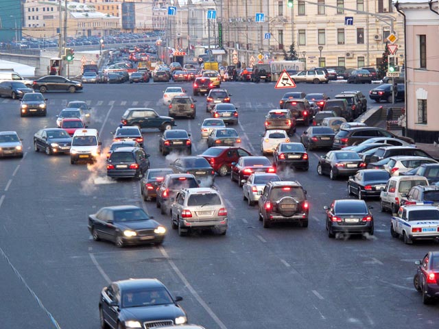 Мосгордума рассмотрит законопроект о частичном ограничении въезда в столицу автомобилей ниже класса "Евро-3"