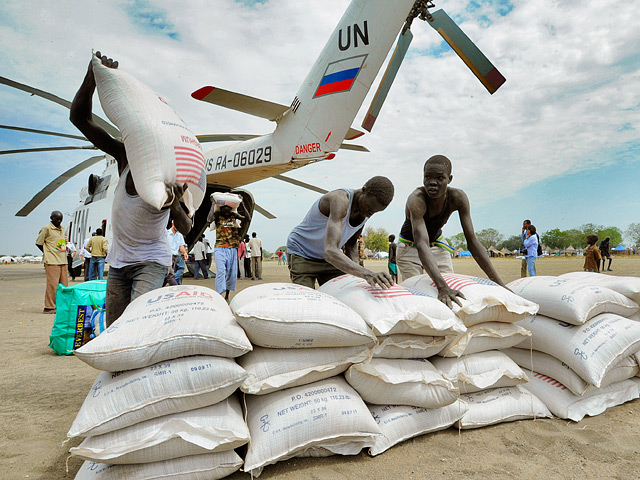 Россия собирается вывести свои военные вертолеты, обслуживающие миротворческие силы ООН в Южном Судане, после возрастания опасности нападения повстанцев на российский персонал