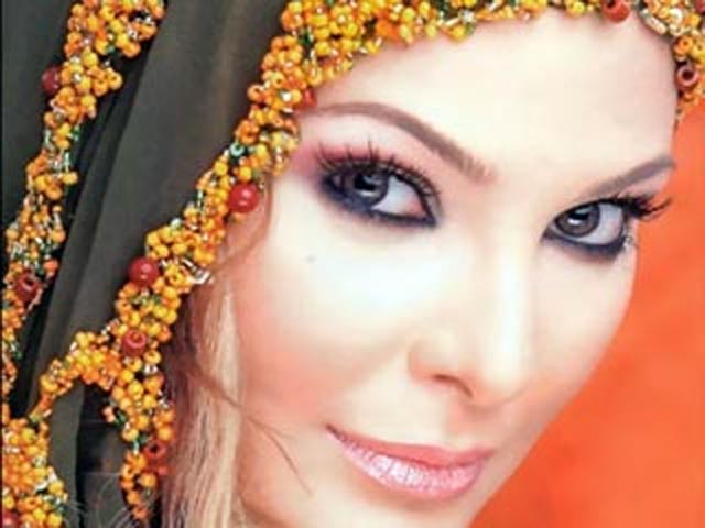 В Египте в ближайшее время начнется новый судебный процесс по резонансному делу о зверском убийстве ливанской певицы, известной на всем Ближнем Востоке. С артисткой расправился ее любовник, подославший к ней головореза-полицейского