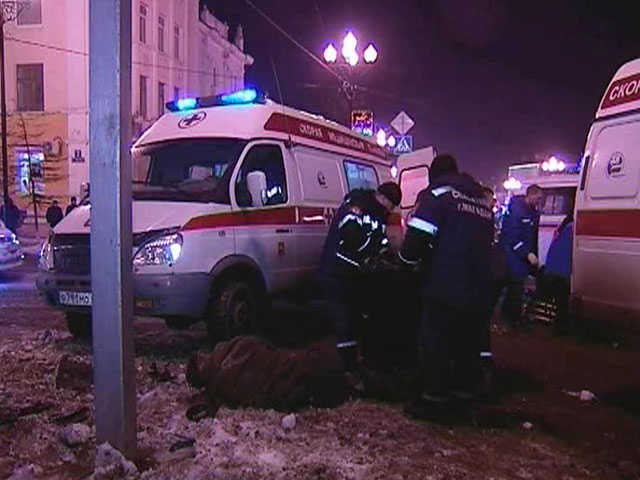 Трое из шести жителей Магадана, которые 17 января оказались под колесами выскочившей на тротуар неуправляемой машины, находятся в коме