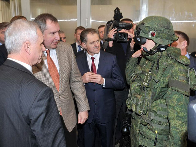Вице-премьер России по вопросам военно-промышленного комплекса Дмитрий Рогозин, как и обещал, провел в Ижевске отраслевое совещание по стрелковому оружию