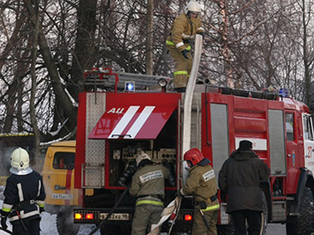 Серия взрывов газа с дальнейшим возгоранием произошла в жилых домах города Сестрорецка - муниципального образования в составе Курортного района Санкт-Петербурга