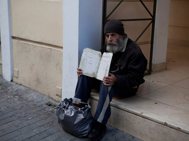 Московский патриархат решил помочь греческим бездомным