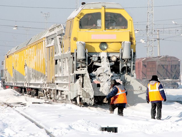 Три российских пассажирских поезда задержаны на территории Болгарии и Румынии из-за сильного снегопада и заноса путей