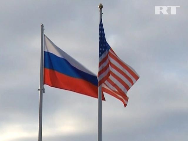 Россия и США готовятся к президентским выборам, и в этих условиях напряженность между двумя странами нарастает. Главным пунктом разногласий являются американские планы создания системы противоракетной обороны в Европе