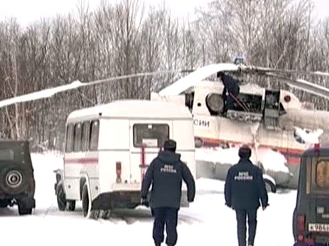 Третий день спасатели ищут жителя иркутского города Ангарска, который с двумя знакомыми катался на снегоходе на горе Большой Мамай в Бурятии и попал под сход снежной массы