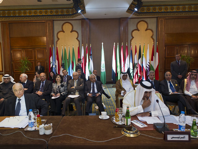 Лига арабских государств (ЛАГ) намерена обратиться в Совет безопасности ООН с просьбой о направлении в Сирию международных сил по поддержанию мира