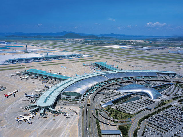 По итогам прошедшего 2011 года международный аэропорт Инчхон (Incheon, международный код IIA) южнокорейской столицы в седьмой раз подряд признан лучшим в мире