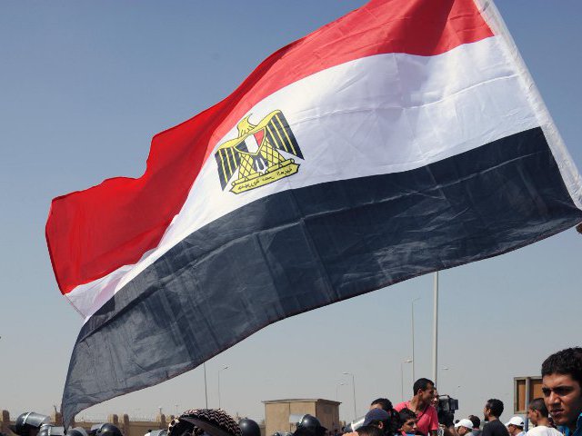 Власти в Каире передали американской стороне официальный текст обвинительного заключения в отношении сотрудников американских неправительственных организаций, которым инкриминируется ведение подрывной деятельности в Египте
