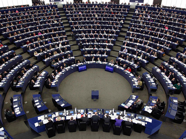 Европарламент отругал Россию: досталось за выборы, поддержку Сирии и смерть Магнитского