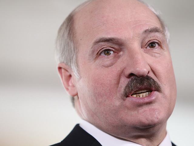 "Если вы согласны на обозначенные первым вице-премьером (Владимиром Семашко) условия, то мы сразу приступим к реализации проекта по строительству нового энергоблока". "Давайте будем планировать очередной подобный проект", - отметил Лукашенко