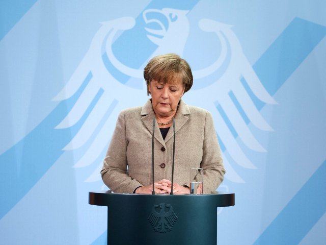 Федеральный канцлер Германии Ангела Меркель на пресс-конференции сообщила, что партнеры по правящей коалиции с трудом достигли согласия по утверждению правозащитника из бывшей ГДР Йоахима Гаука кандидатом в президенты