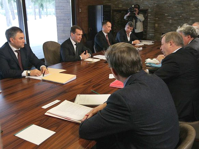 Президент РФ Дмитрий Медведев провел обещанную встречу с лидерами незарегистрированных партий