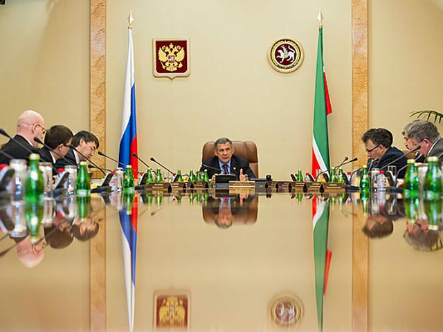 Президент Республики Татарстан Рустам Минниханов на встрече с руководителями федеральных и республиканских средств массовой информации, представленных в РТ, 21 февраля 2012 года