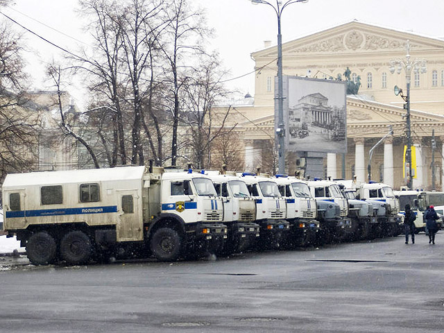 Московская полиция с четверга переходит на усиленный вариант несения службы для подготовки к выборам президента РФ, которые пройдут 4 марта
