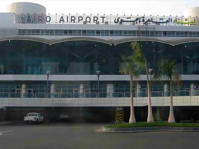 Временный глава международной террористической сети "Аль-Каида" Сейф аль-Адель задержан в аэропорту египетской столицы, сообщили местные правоохранительные органы