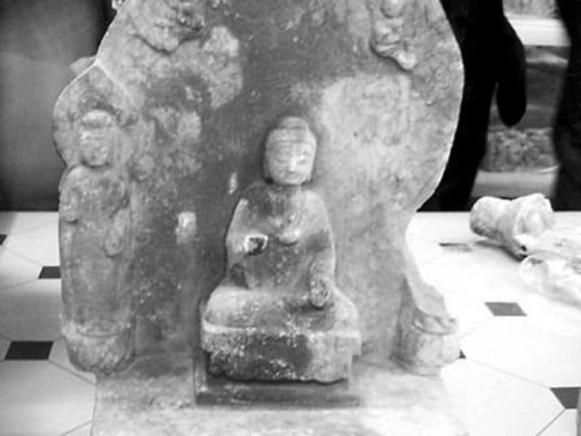 В Китае нашли почти 3000 статуй Будды