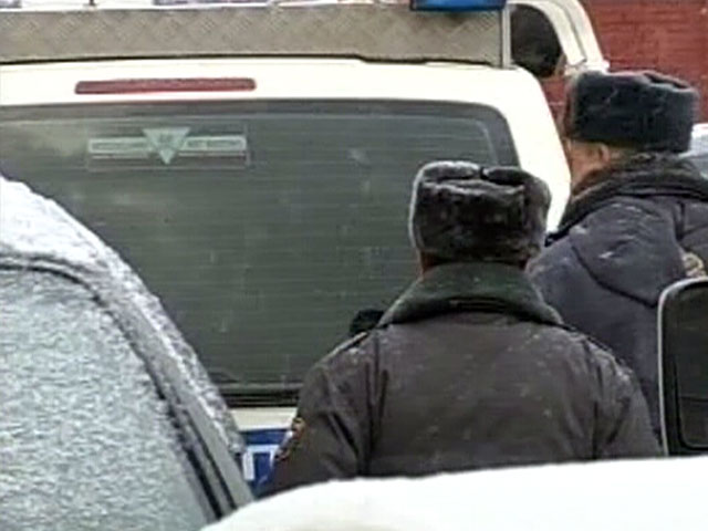В Пермском крае полицейский спецназ помешал двум группировкам спортсменов выяснить отношения рядом с кафе