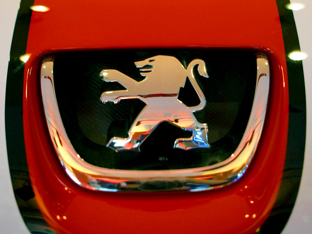 Американский автопроизводитель General Motors заплатит 320 млн евро за покупку 7% акций второго по величине европейского автопроизводителя, французского Peugeot SA