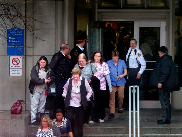 Эвакуация людей из психиатрической клиники университета города Питтсбурга, 8 марта 2012 года