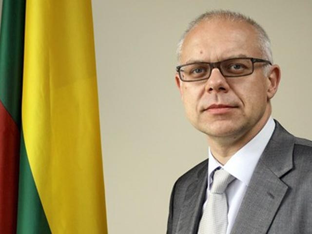 Литва выражает крайнее беспокойство наращиванием военной мощи России в Калининградской области, заявил новый посол Литвы в Москве Ренатас Норкус