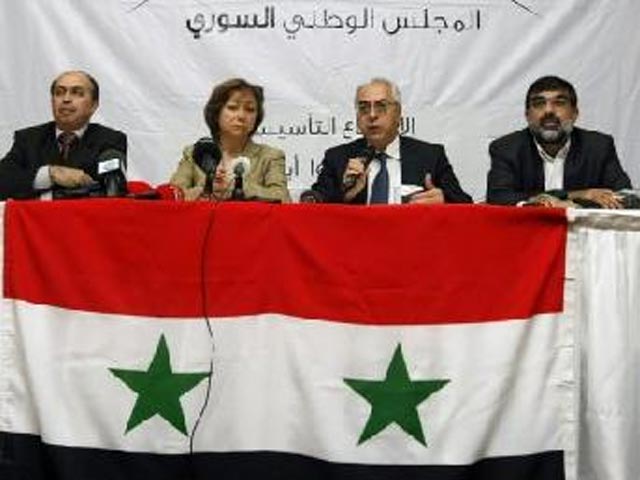 Сирийский национальный совет, который находится в оппозиции власти Башара Асада, призвал арабские и западные государства к военному вмешательству в дела страны