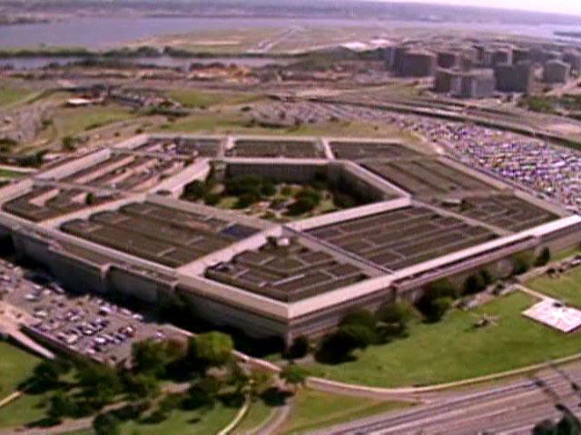 Американские сенаторы просят Пентагон разорвать военный контракт с Россией