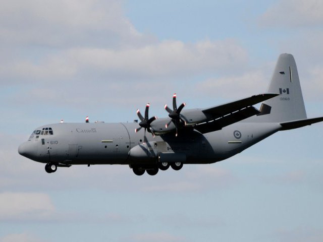 Военно-транспортный самолет ВВС Норвегии C-130 Hercules с экипажем из пяти человек, осуществлявший рейс из норвежского города Эвернэс в шведскую Кируну, мог потерпеть катастрофу в горах Лапландии