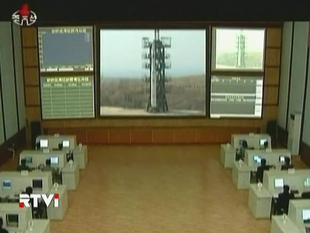 Пхеньян намерен в апреле запустить спутник, Токио и Сеул - против
